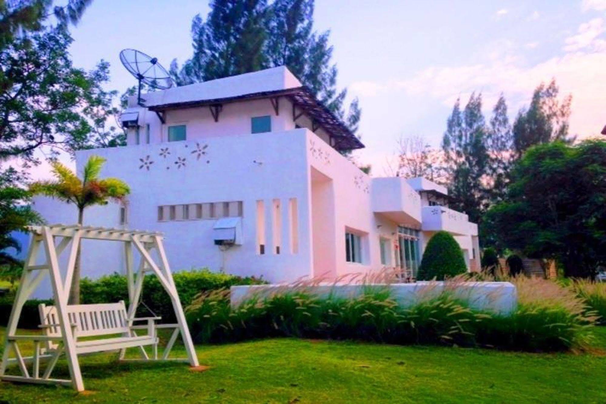 Aurora Resort Khao Yai Mu Si Exterior photo