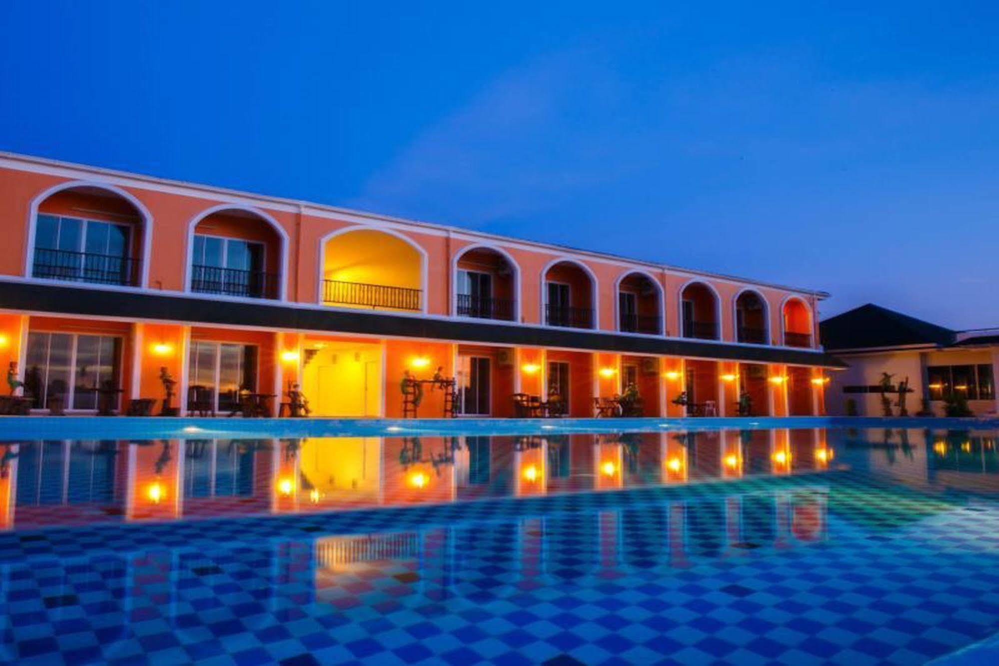 Aurora Resort Khao Yai Mu Si Exterior photo